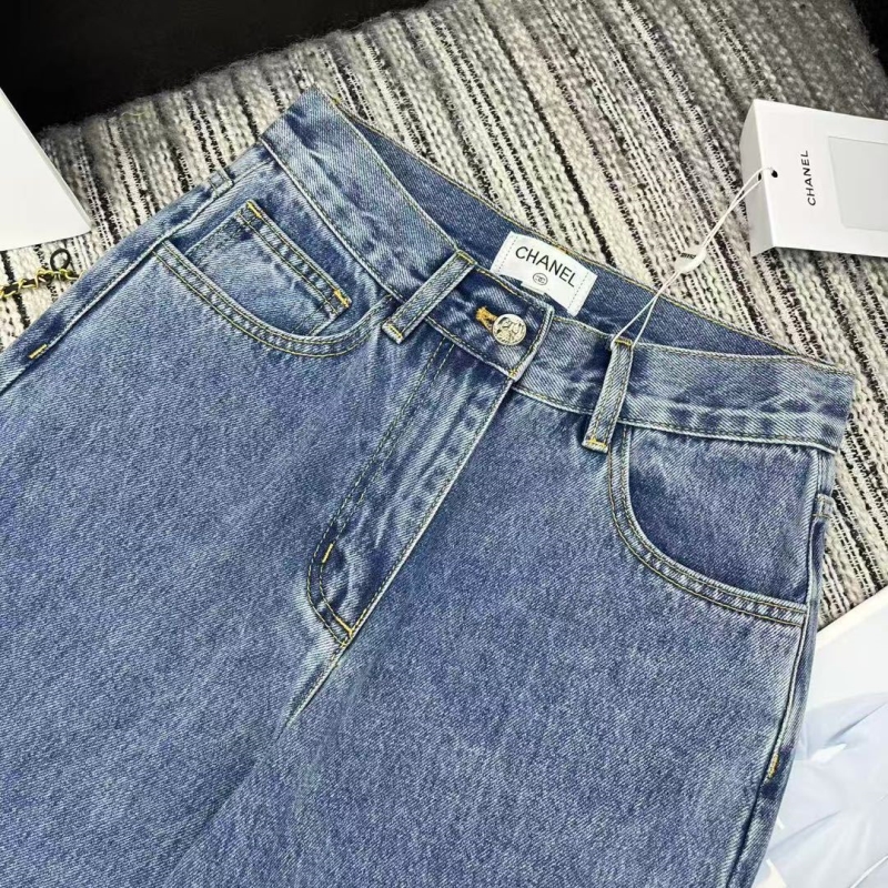 Ch**el jeans